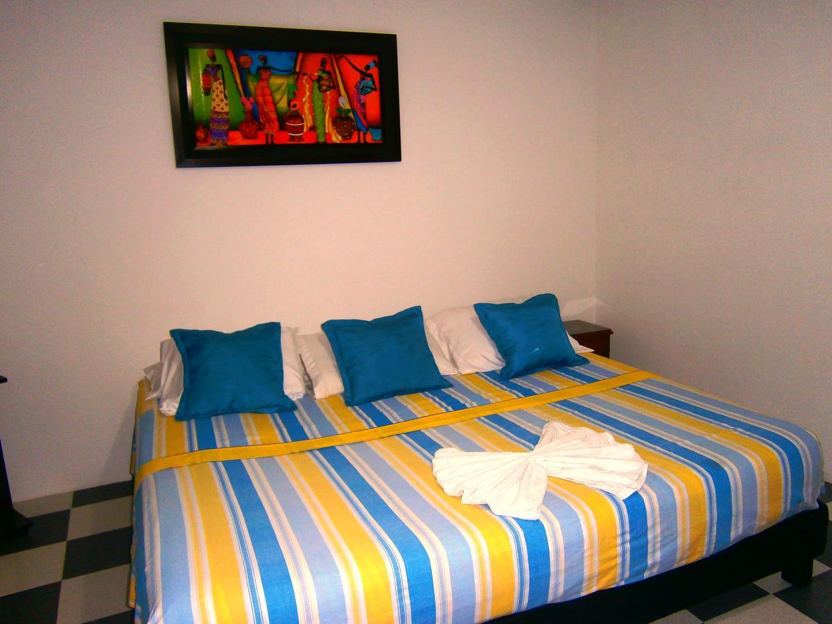 Hotel Shalom Phe Guaduas Exterior foto