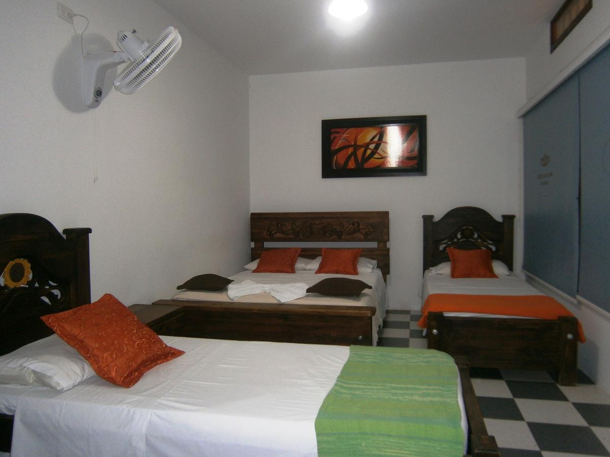 Hotel Shalom Phe Guaduas Exterior foto