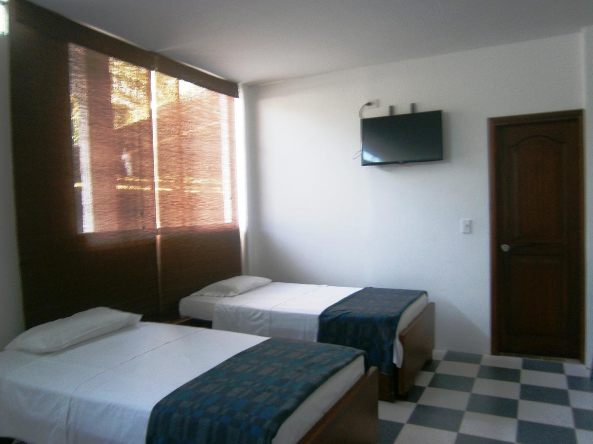 Hotel Shalom Phe Guaduas Exterior foto