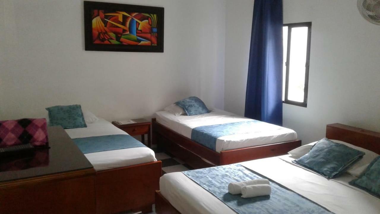 Hotel Shalom Phe Guaduas Exterior foto