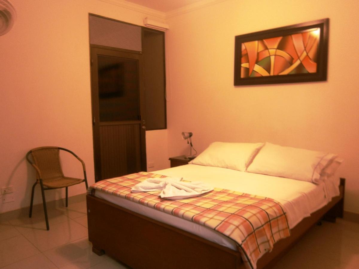 Hotel Shalom Phe Guaduas Exterior foto